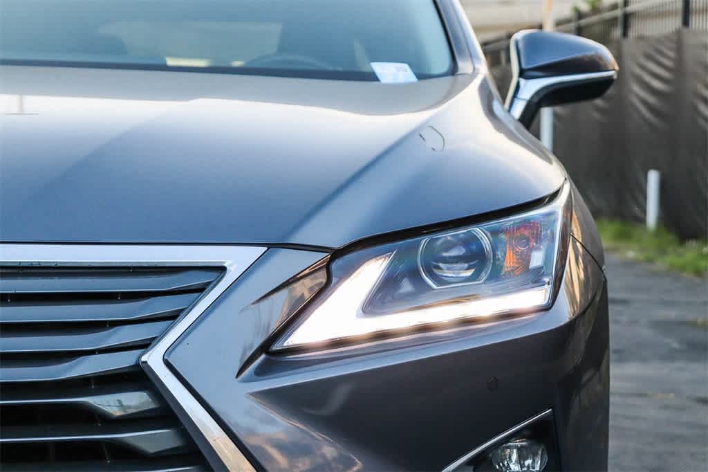 Thumbnail: 2016 Lexus RX - 4