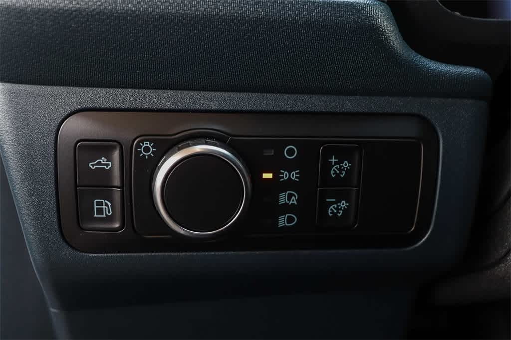 Thumbnail: 2026 Ford Maverick - 21