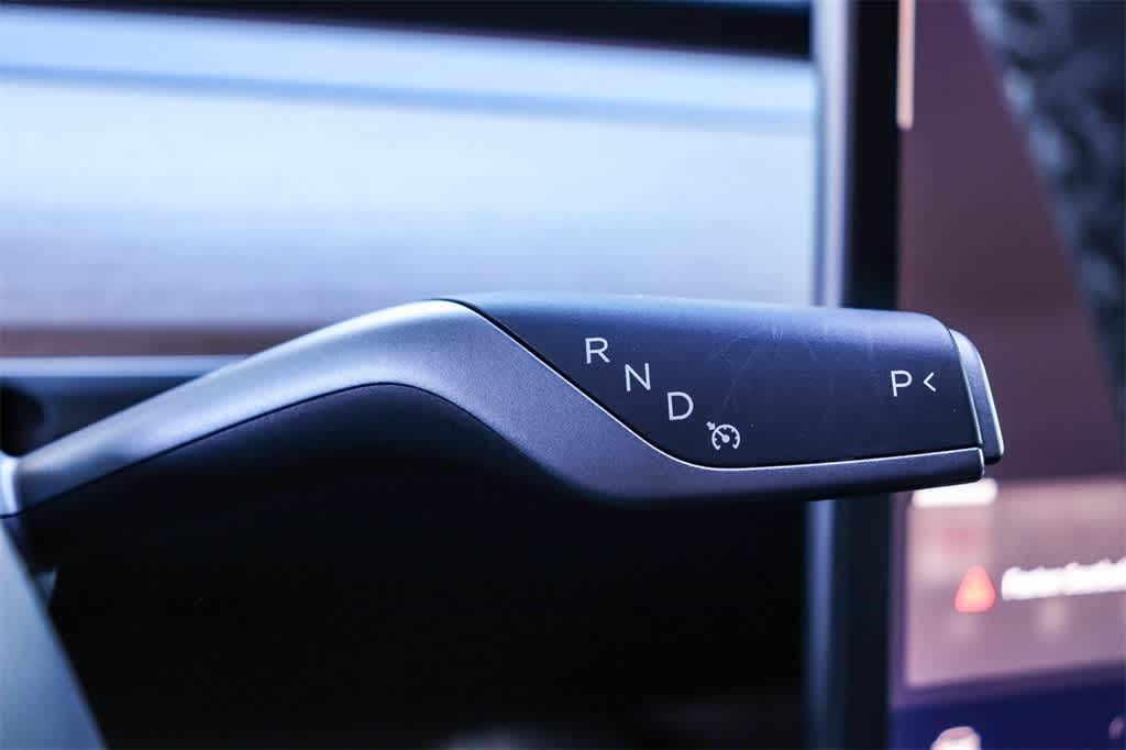 Thumbnail: 2025 Tesla Model Y - 18