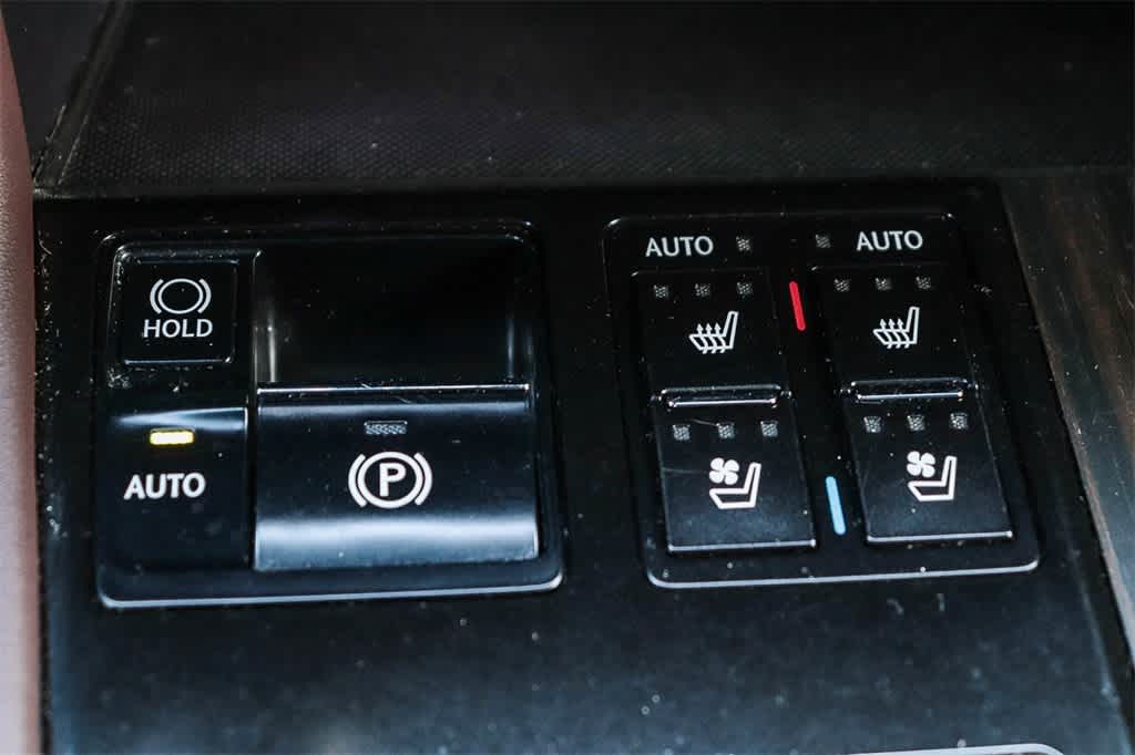 Thumbnail: 2016 Lexus RX - 24