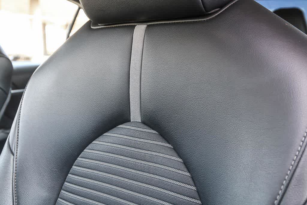 Thumbnail: 2023 Toyota Camry - 24