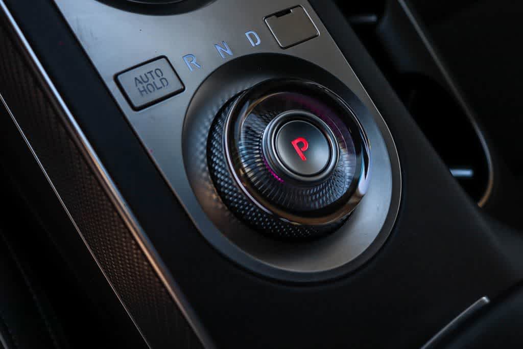 Thumbnail: 2024 Genesis GV70 - 20