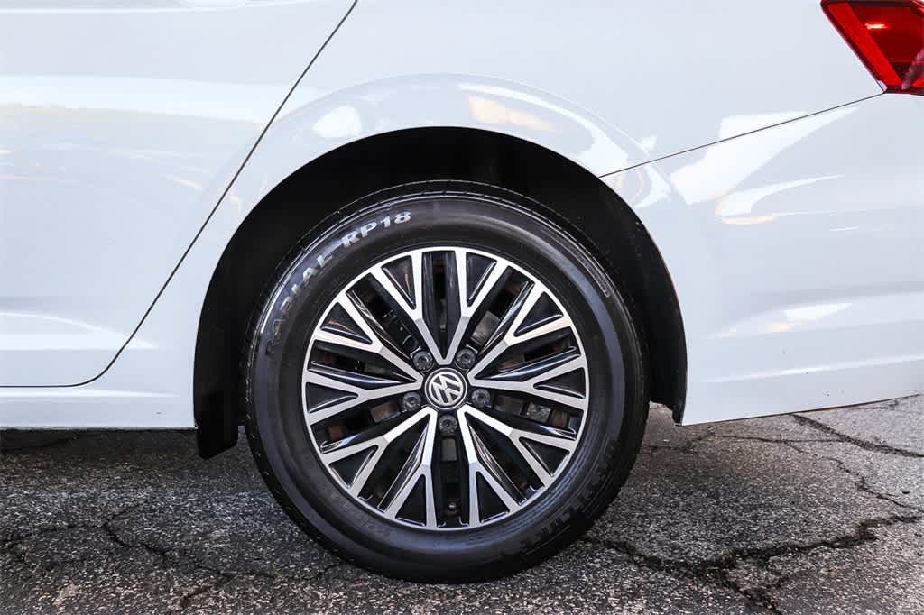 Thumbnail: 2021 Volkswagen Jetta - 10