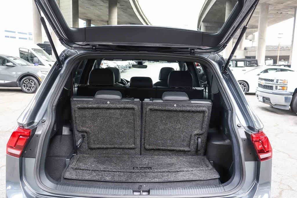 Thumbnail: 2023 Volkswagen Tiguan - 29