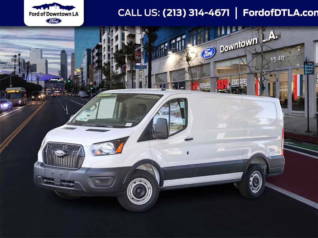 2025 Ford Transit-150 Furgón de Carga Furgón de Techo Bajo 
