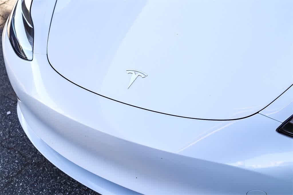 Thumbnail: 2021 Tesla Model 3 - 8