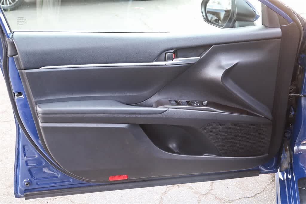 Thumbnail: 2023 Toyota Camry - 21