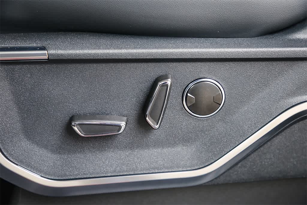 Thumbnail: 2025 Ford F-150 - 26