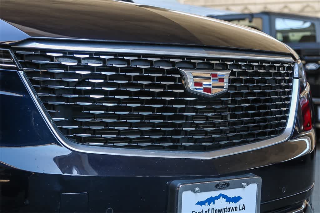 Thumbnail: 2022 Cadillac XT6 - 5