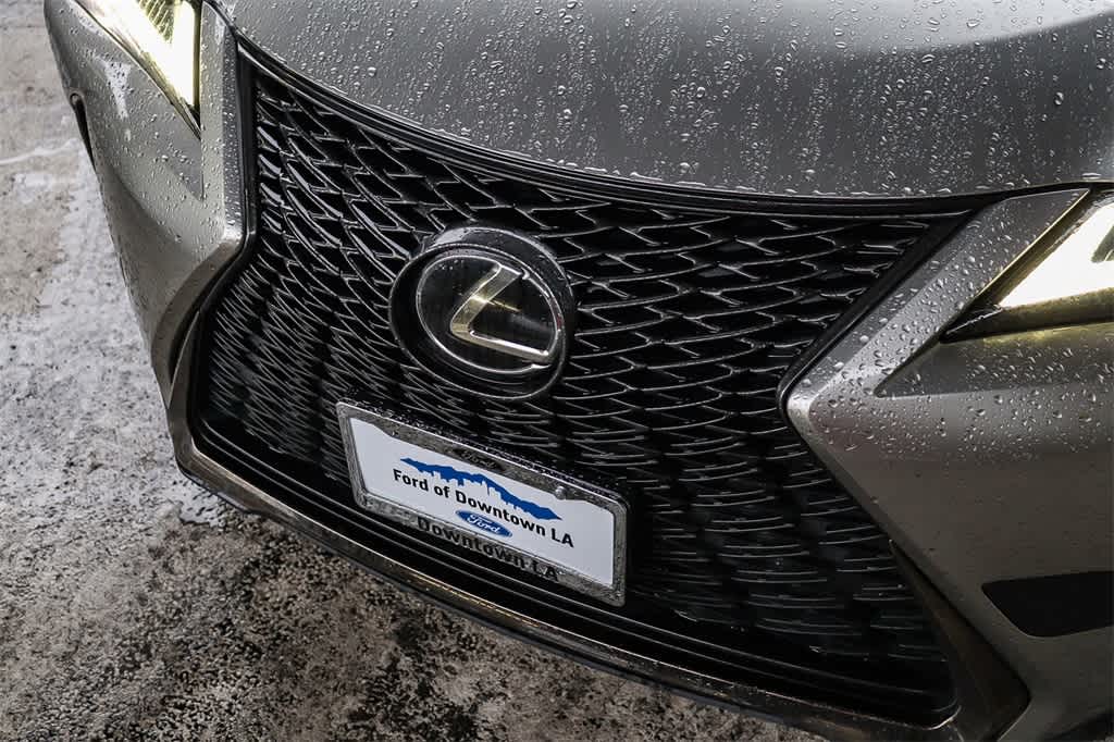 Thumbnail: 2019 Lexus UX - 8