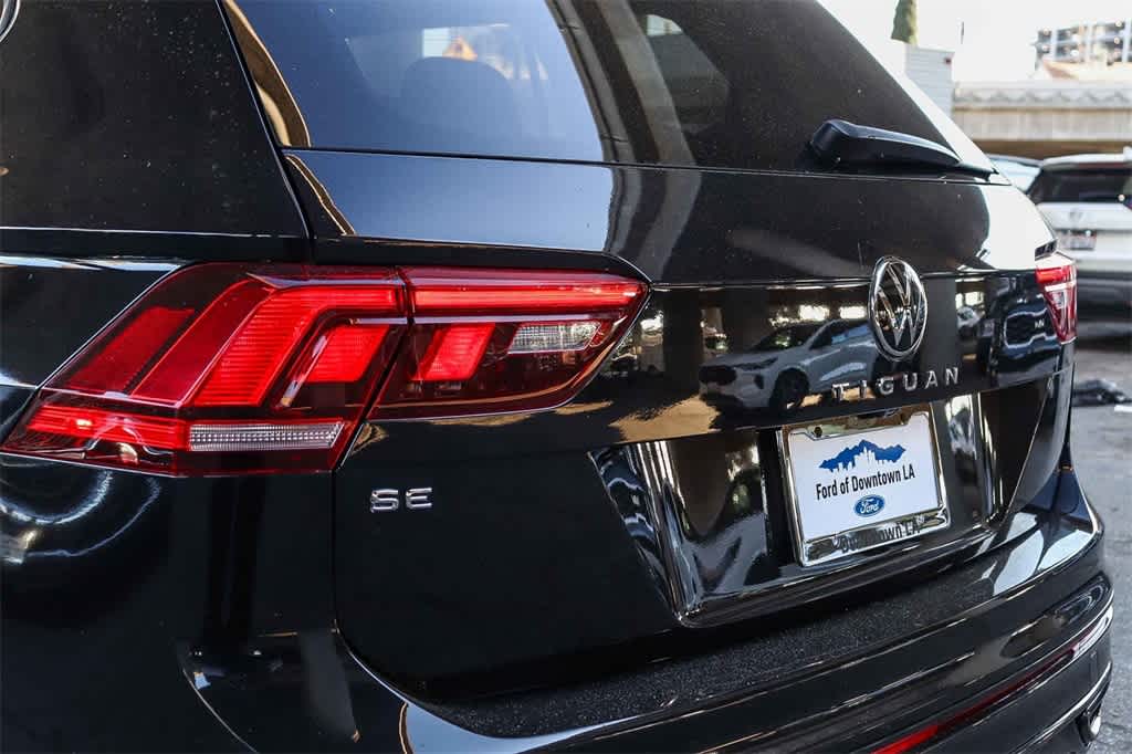Thumbnail: 2022 Volkswagen Tiguan - 9
