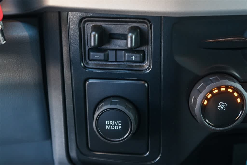 Thumbnail: 2026 Ford F-450 - 31