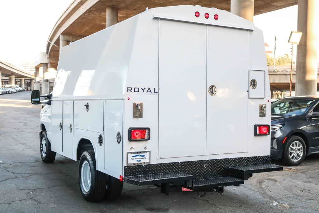 Thumbnail: 2026 Ford Econoline - 8