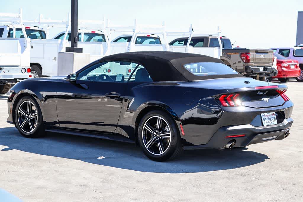 Thumbnail: 2025 Ford Mustang - 6