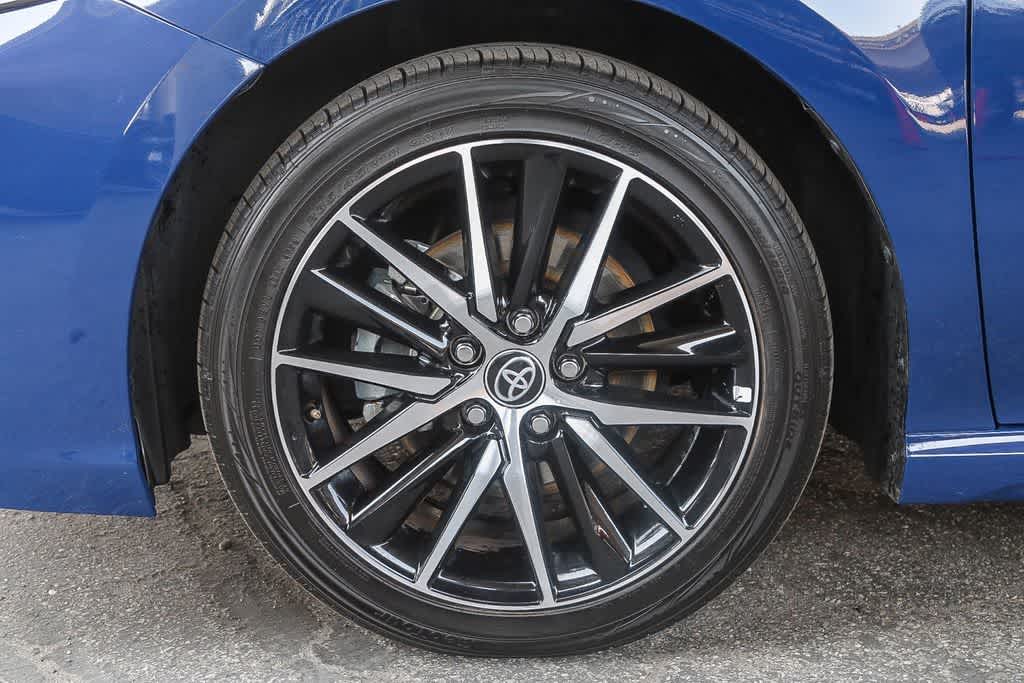 Thumbnail: 2023 Toyota Camry - 11