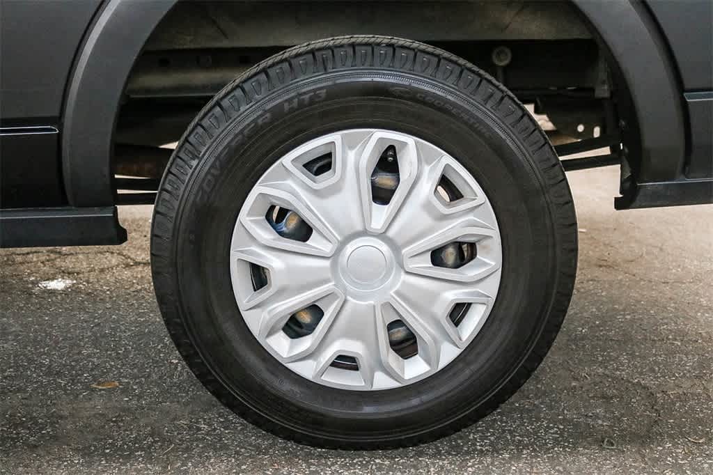 Thumbnail: 2023 Ford Econoline - 10