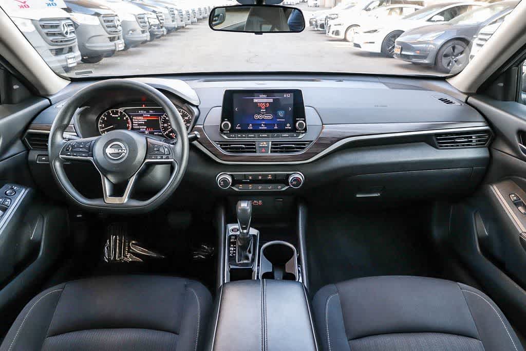 Thumbnail: 2024 Nissan Altima - 12