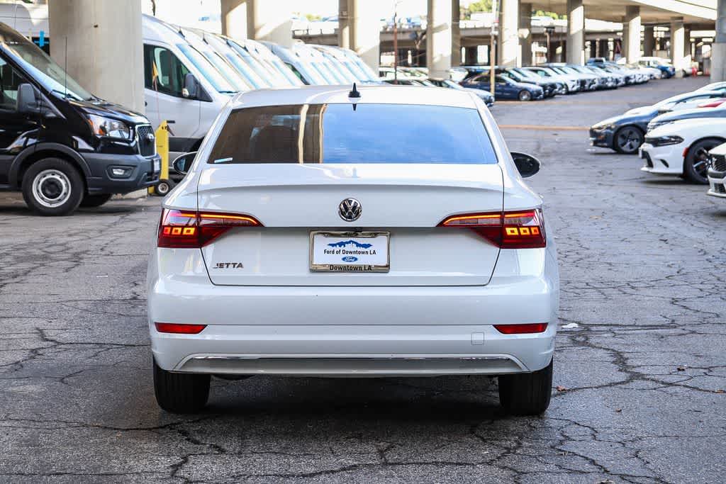 Thumbnail: 2021 Volkswagen Jetta - 5