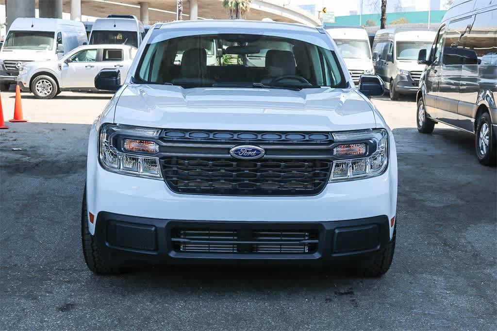 2024 Ford Maverick XLT photo 2