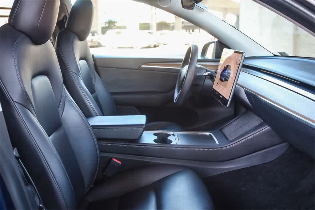 Thumbnail: 2022 Tesla Model Y - 16