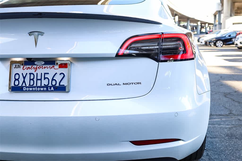 Thumbnail: 2021 Tesla Model 3 - 9