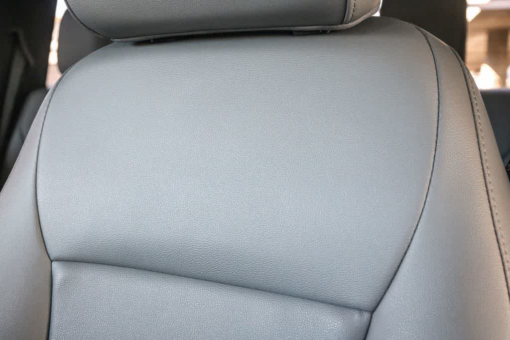 Thumbnail: 2025 Ford F-350 - 32