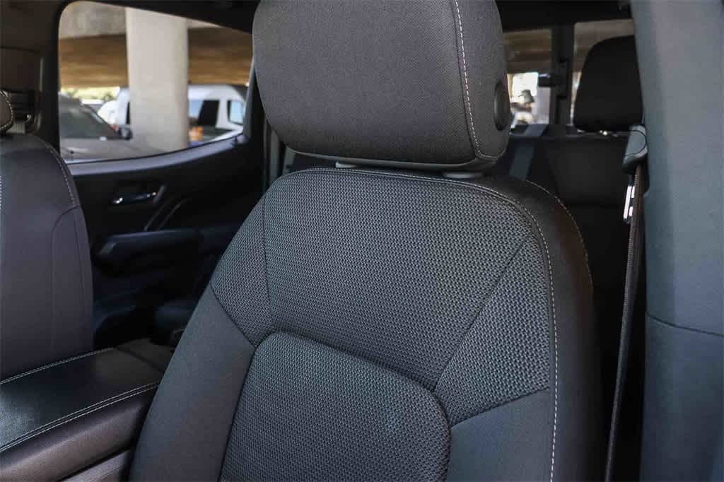 Thumbnail: 2025 GMC Canyon - 29