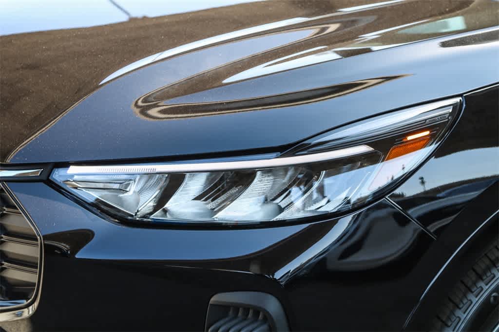 Thumbnail: 2024 Ford Escape - 8