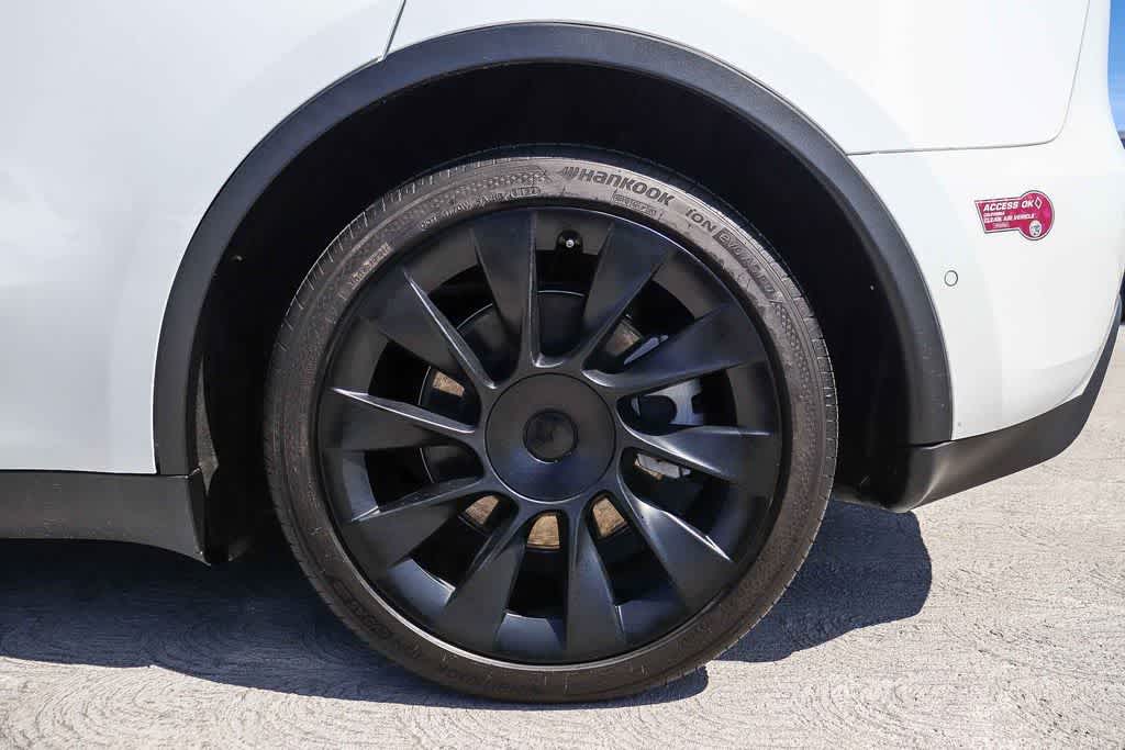 Thumbnail: 2021 Tesla Model Y - 10