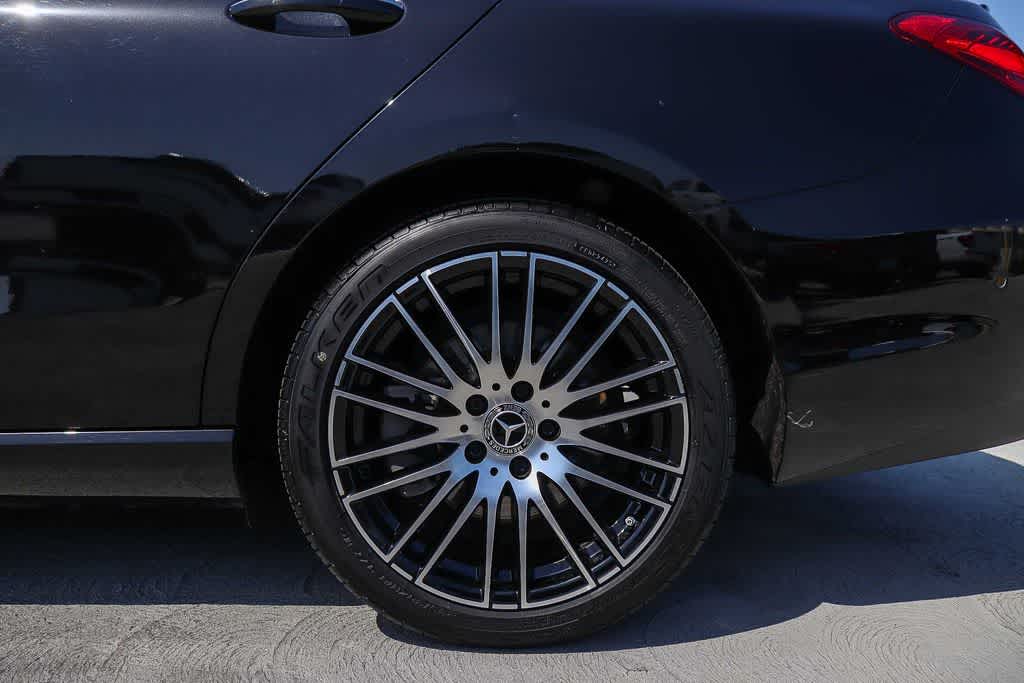 Thumbnail: 2024 Mercedes-Benz C-Class - 9