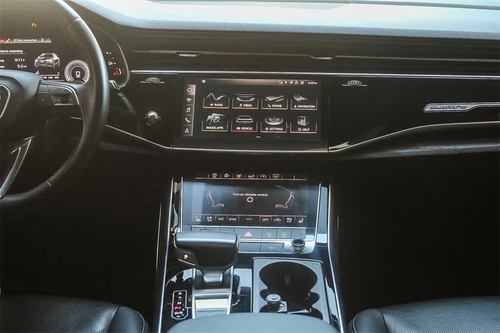 Thumbnail: 2019 Audi Q8 - 13