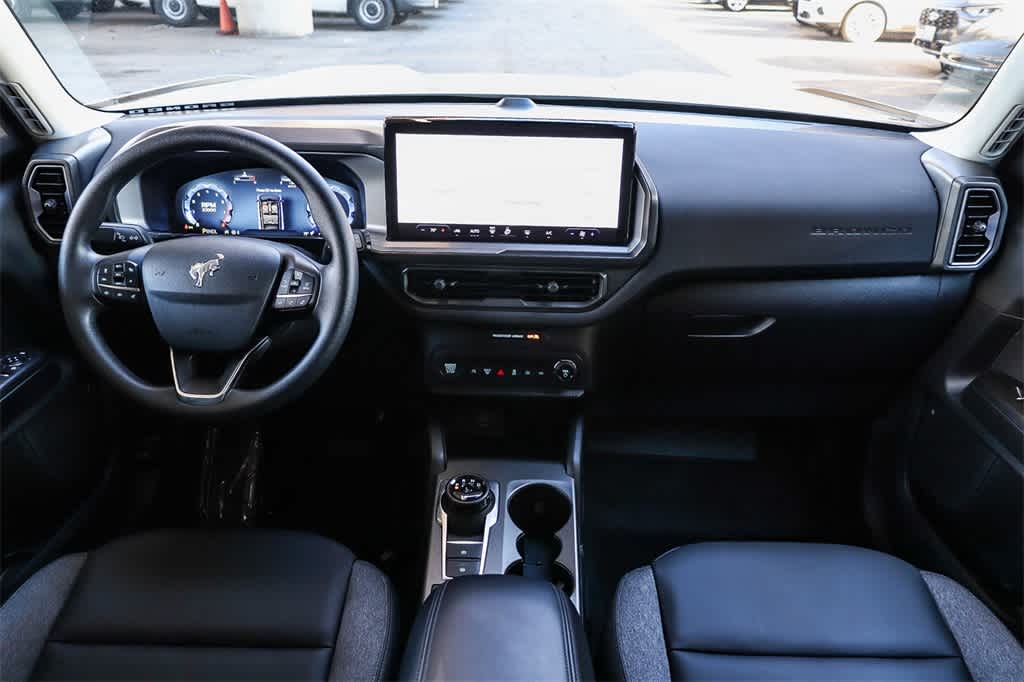 Thumbnail: 2025 Ford Bronco Sport - 12