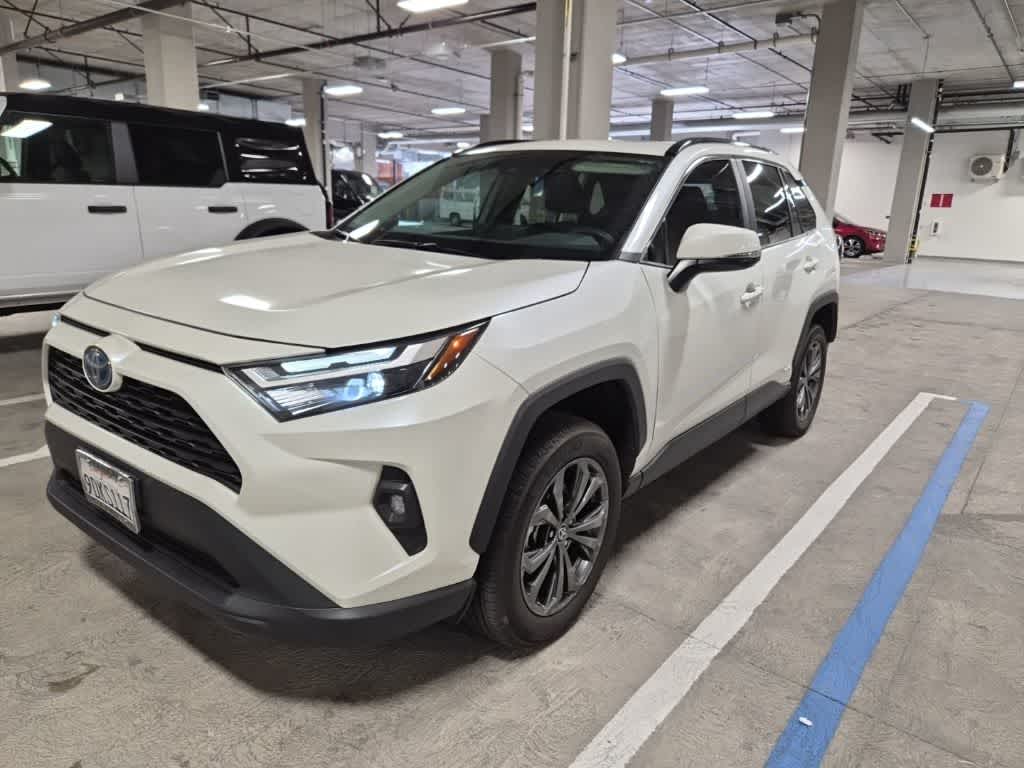 2022 Toyota RAV4 Hybrid XLE Premium AWD's photo