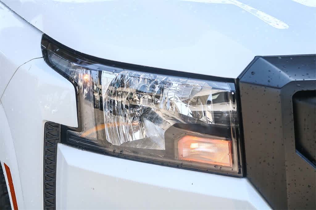 Thumbnail: 2023 Nissan Frontier - 4