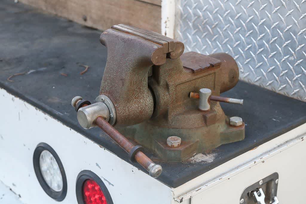 Thumbnail: 2017 Ford F-550 - 10