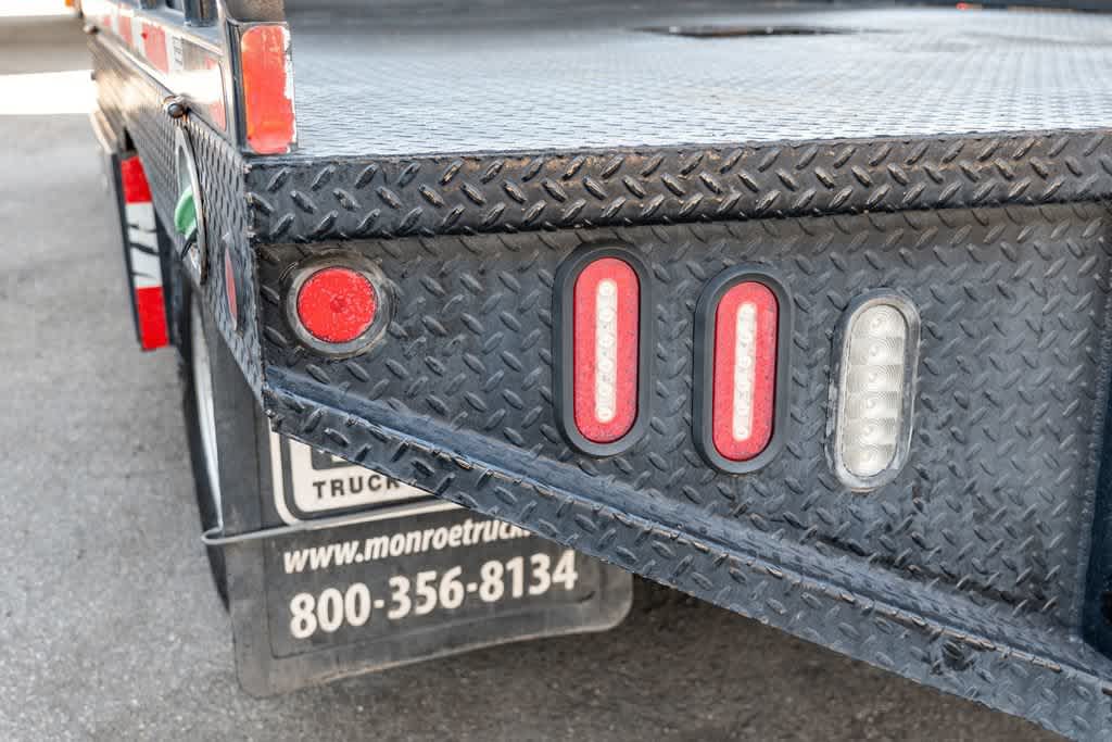 2020 Ford F-350 Super Duty Chassis Cab XL - Photo 7