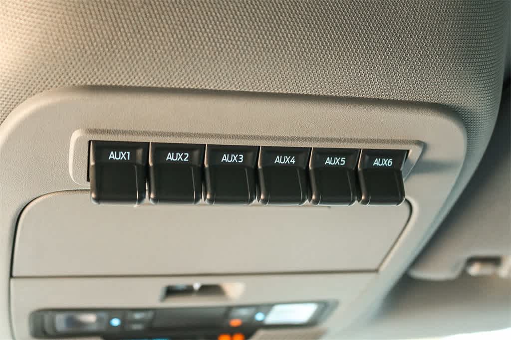 Thumbnail: 2026 Ford F-550 - 28