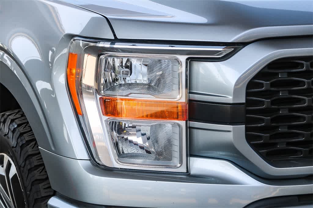 2022 Ford F-150 XL photo 4