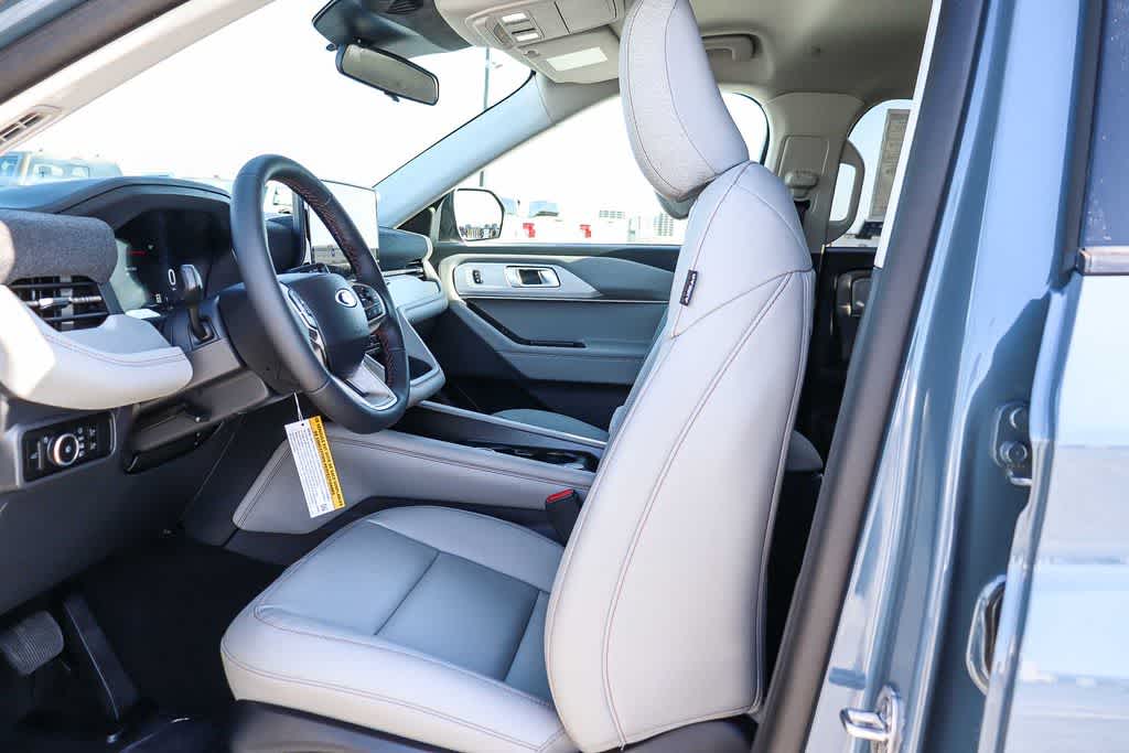 Thumbnail: 2026 Ford Explorer - 18