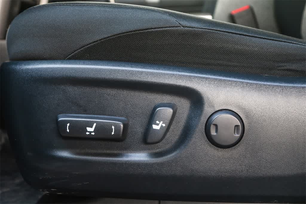 Thumbnail: 2022 Toyota 4Runner - 24