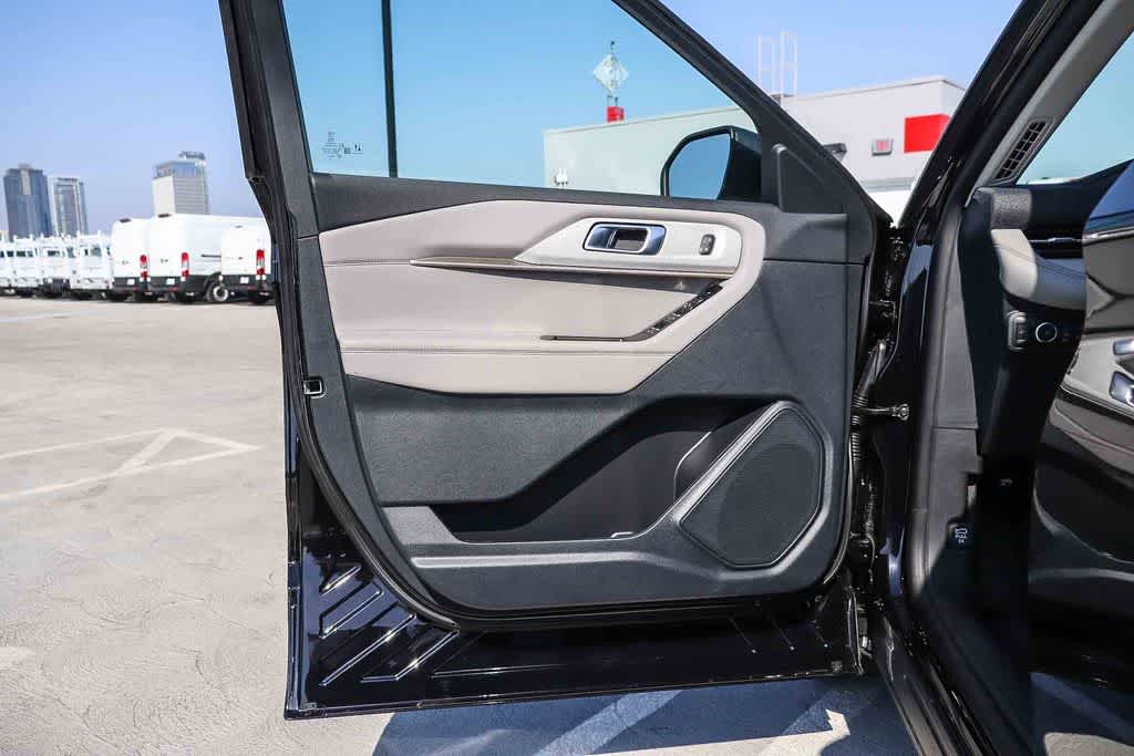 Thumbnail: 2026 Ford Explorer - 22