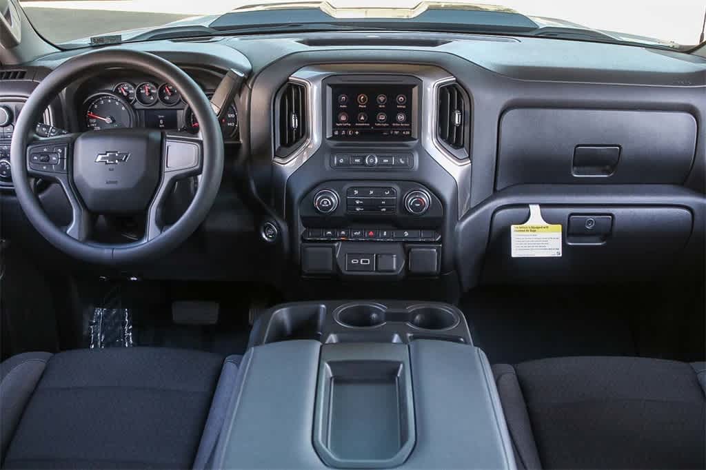 Thumbnail: 2025 Chevrolet Silverado 1500 - 12