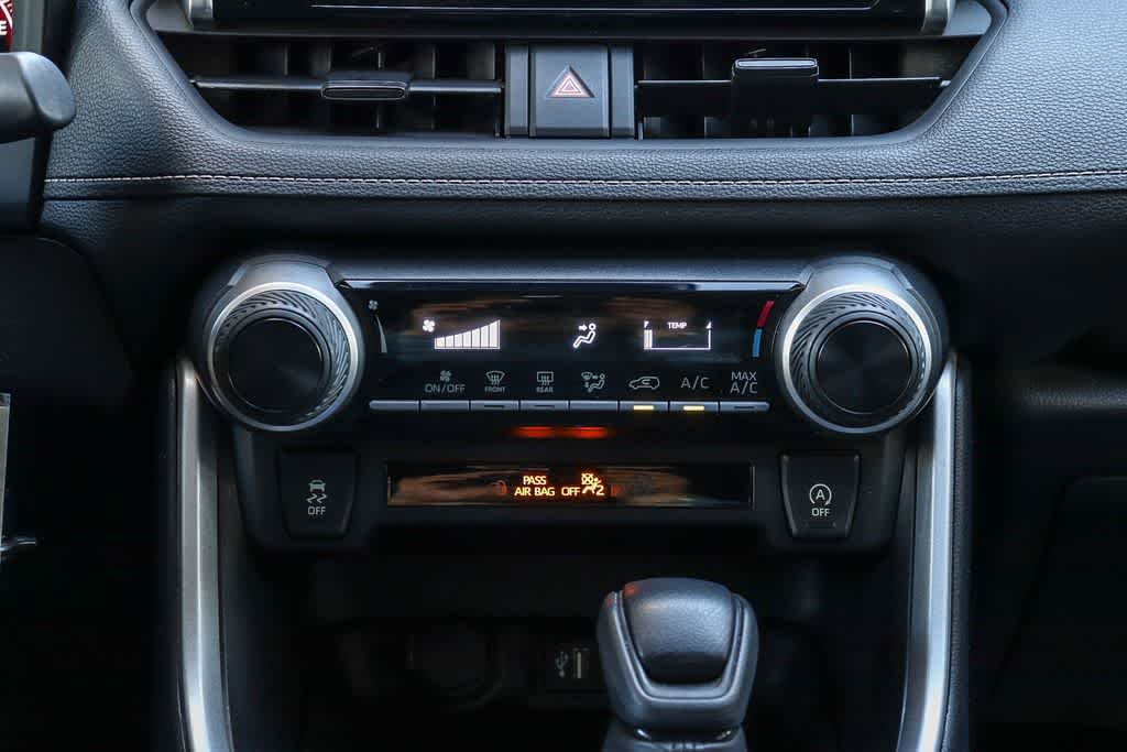 Thumbnail: 2024 Toyota RAV4 - 13