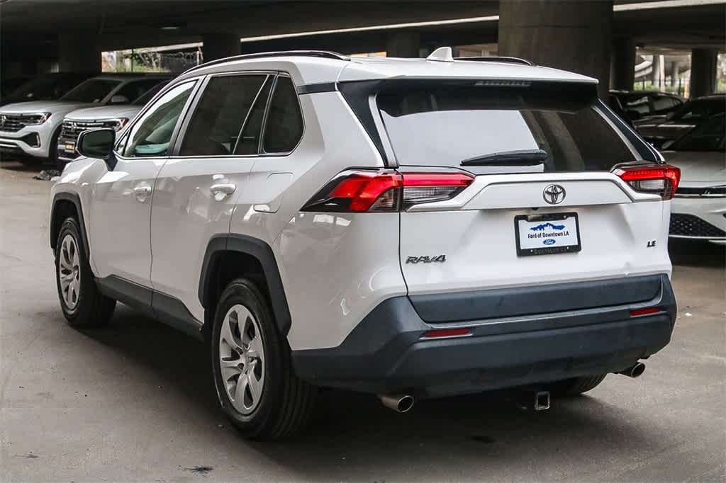 2021 Toyota RAV4 LE 8