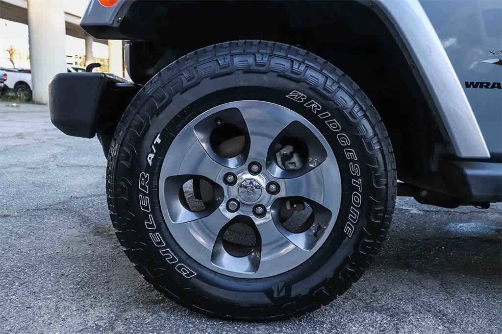 Thumbnail: 2016 Jeep Wrangler - 11