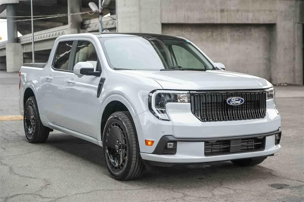 New 2026 Ford Maverick Lobo High Truck SuperCrew
