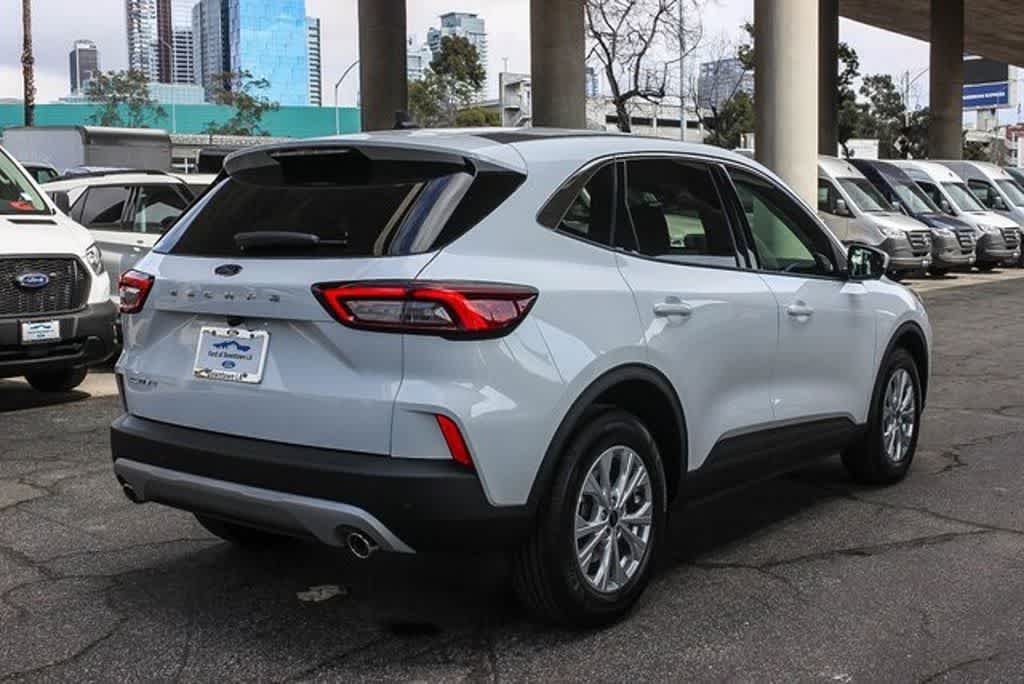 Thumbnail: 2024 Ford Escape - 4