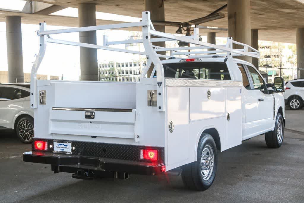 Thumbnail: 2025 Ford F-350 - 8