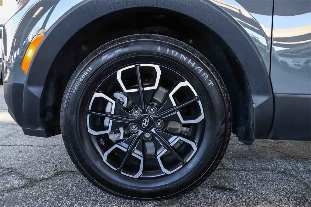 Thumbnail: 2023 Hyundai Santa Cruz - 11