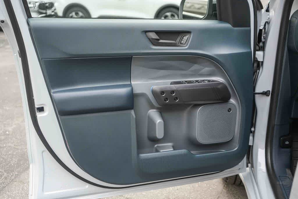 Thumbnail: 2026 Ford Maverick - 21